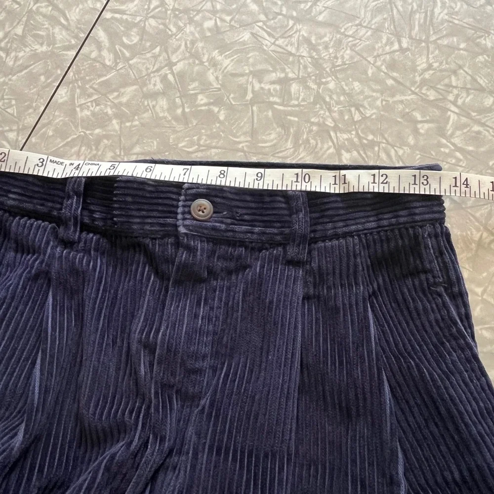 Eddie Bauer Vintage Navy Blue Corduroy Pleated High Rise Trousers Pants 10 6400 - Picture 6 of 8